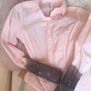 POST VEGAS SHIRT.   NWT